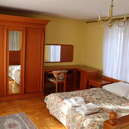Hotel Rytwiany Palac 外观 照片