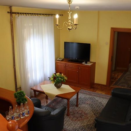 Hotel Rytwiany Palac 外观 照片