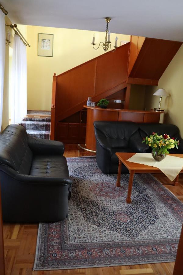 Hotel Rytwiany Palac 外观 照片
